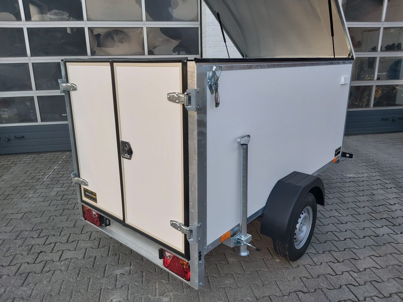 Kargo TFDL 250.00 245×130×140 cm, 1300 kg - obrazek 3
