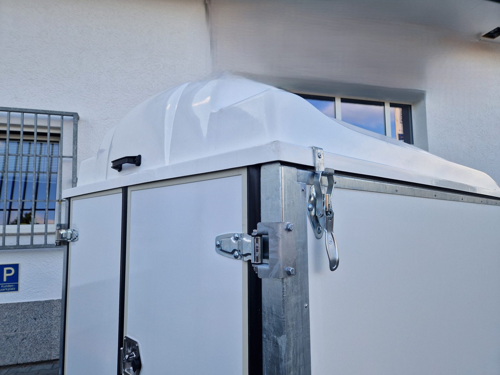 Kargo TFDL 250.00 U 245×130×140 cm, 750 kg - obrazek 3