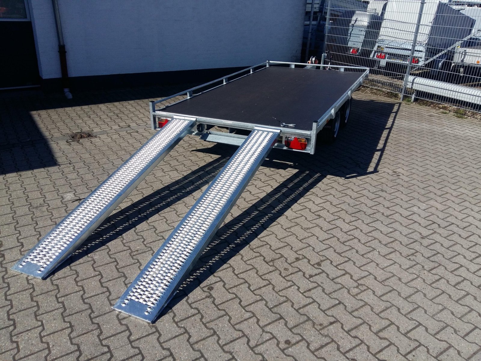 Atlas 406×200 cm z wciągarką, 2700 kg - obrazek 4