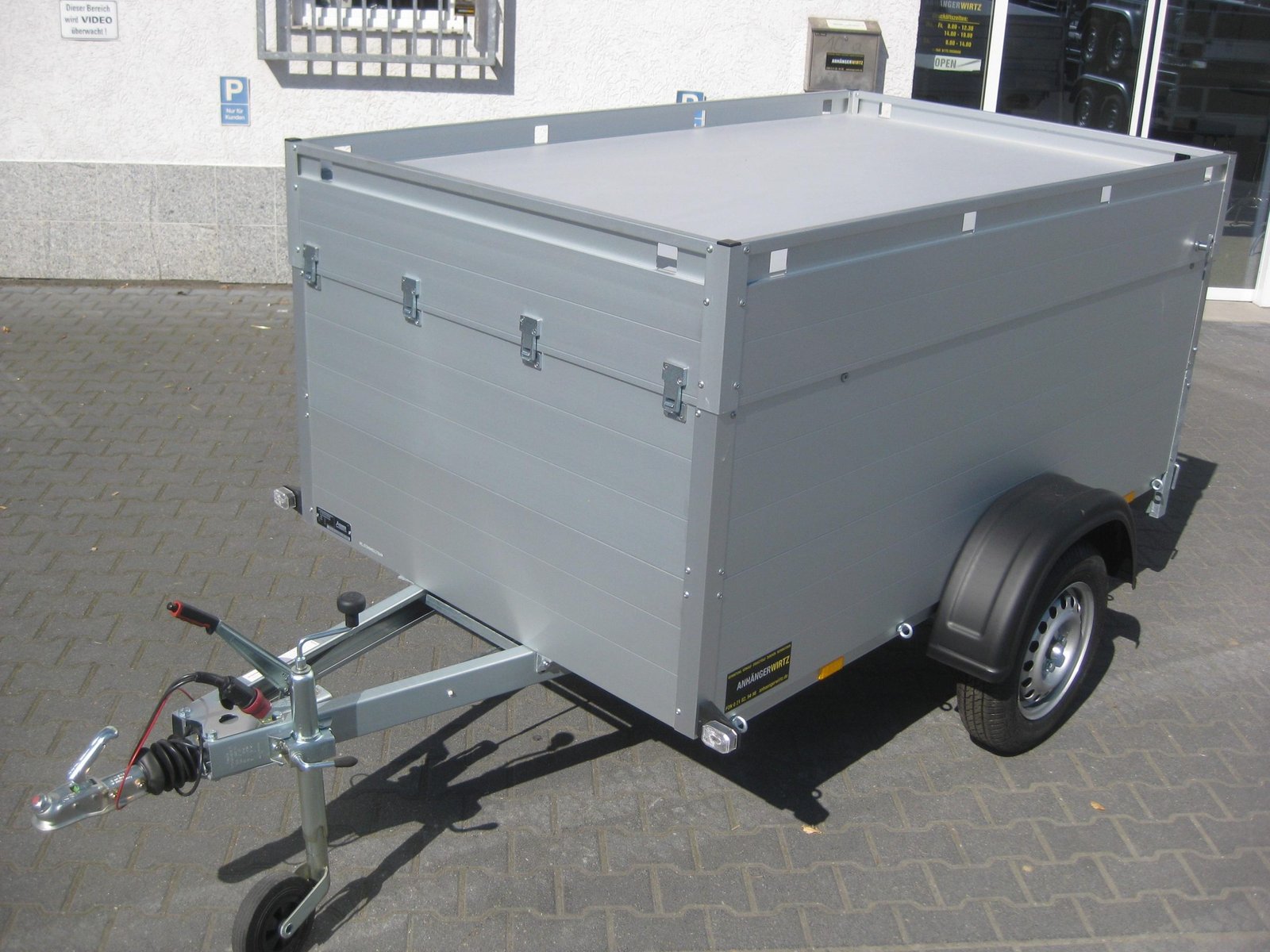 Anssems ALUBOXX GTB 750 VT1 211×126×83 cm, 750 kg - obrazek 2