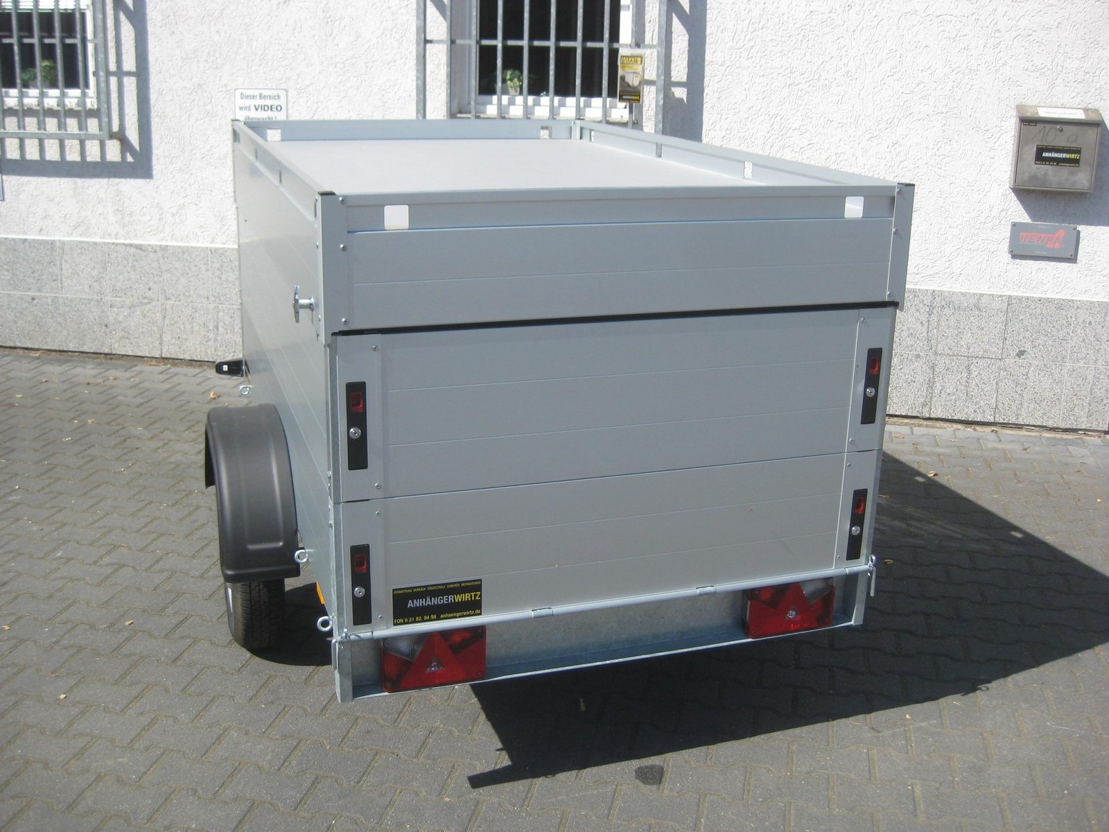 Anssems ALUBOXX GTB 750 VT1 211×126×83 cm, 750 kg - obrazek 4