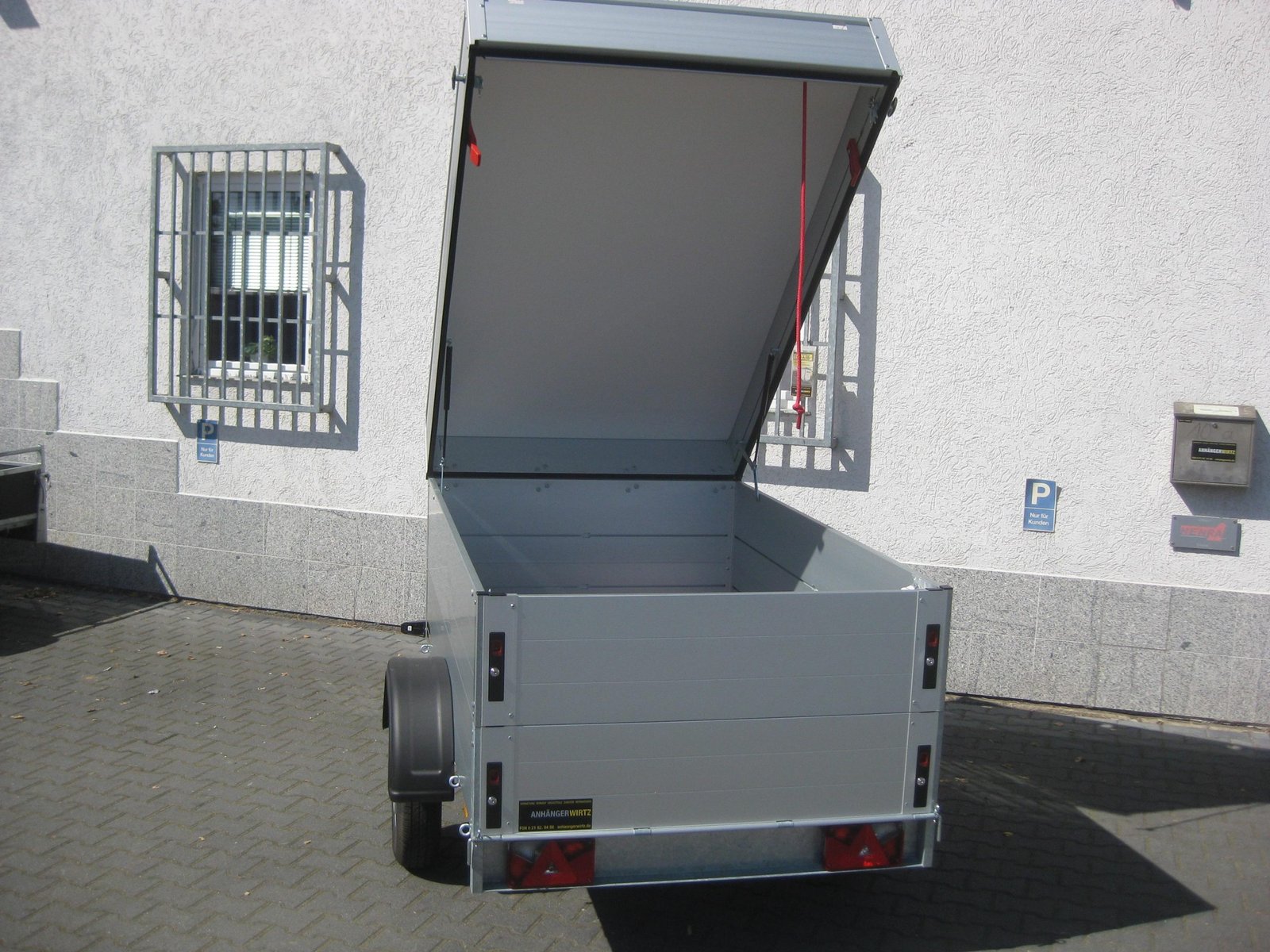 Anssems ALUBOXX GTB 750 VT1 211×126×83 cm, 750 kg - obrazek 5