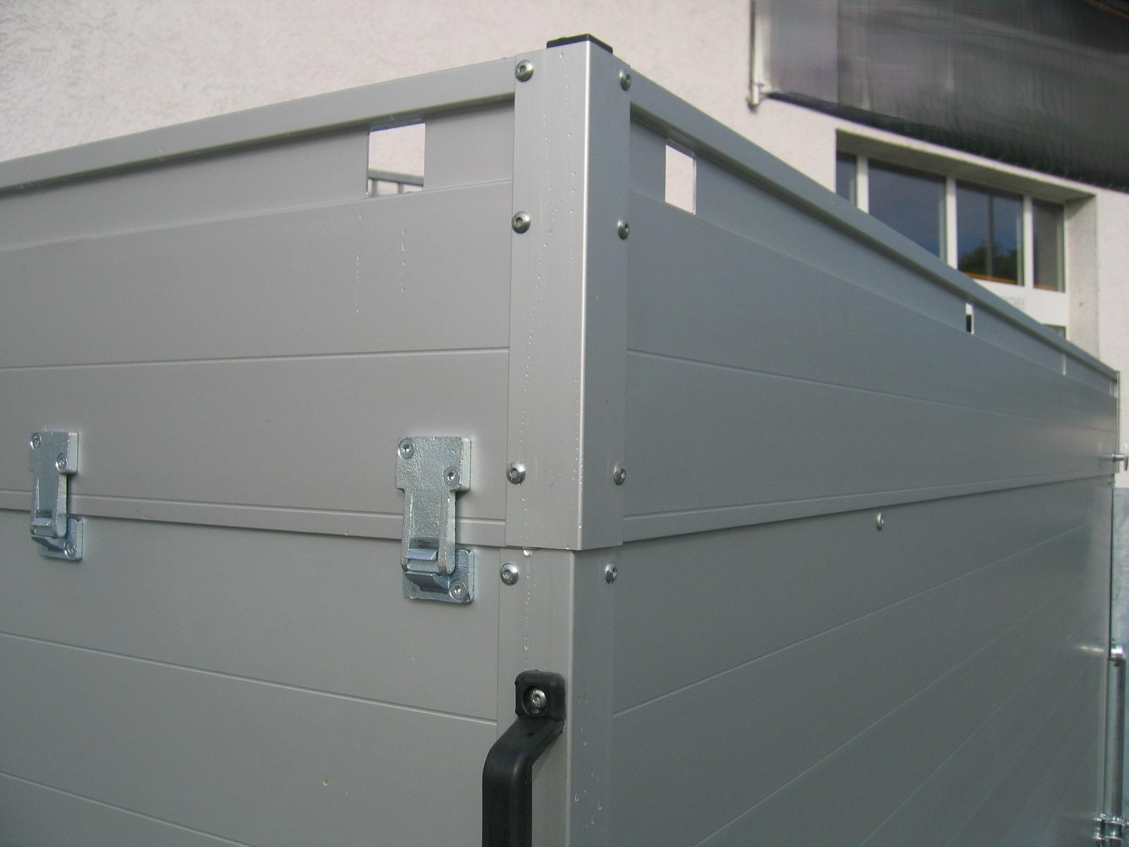 Anssems ALUBOXX GTT 1500 VT2 301×126×118 cm, 1500 kg - obrazek 3