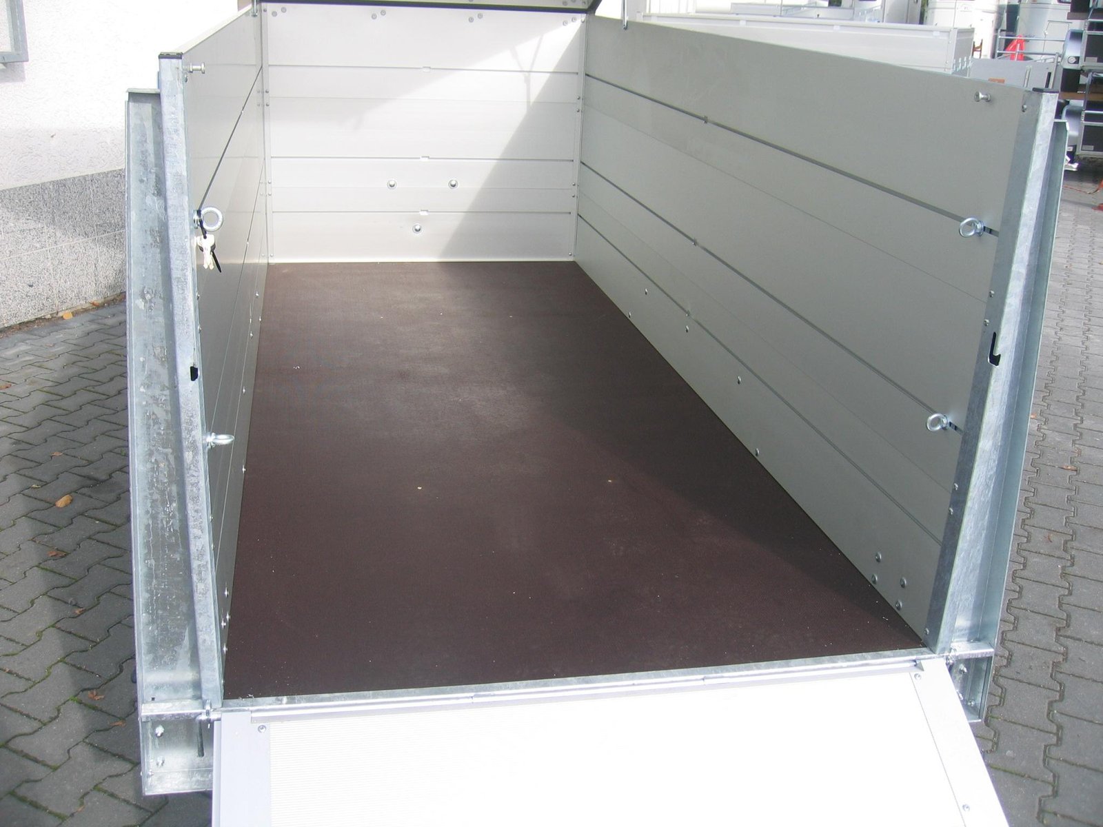 Anssems ALUBOXX GTT 1500 VT2 301×126×118 cm, 1500 kg - obrazek 5