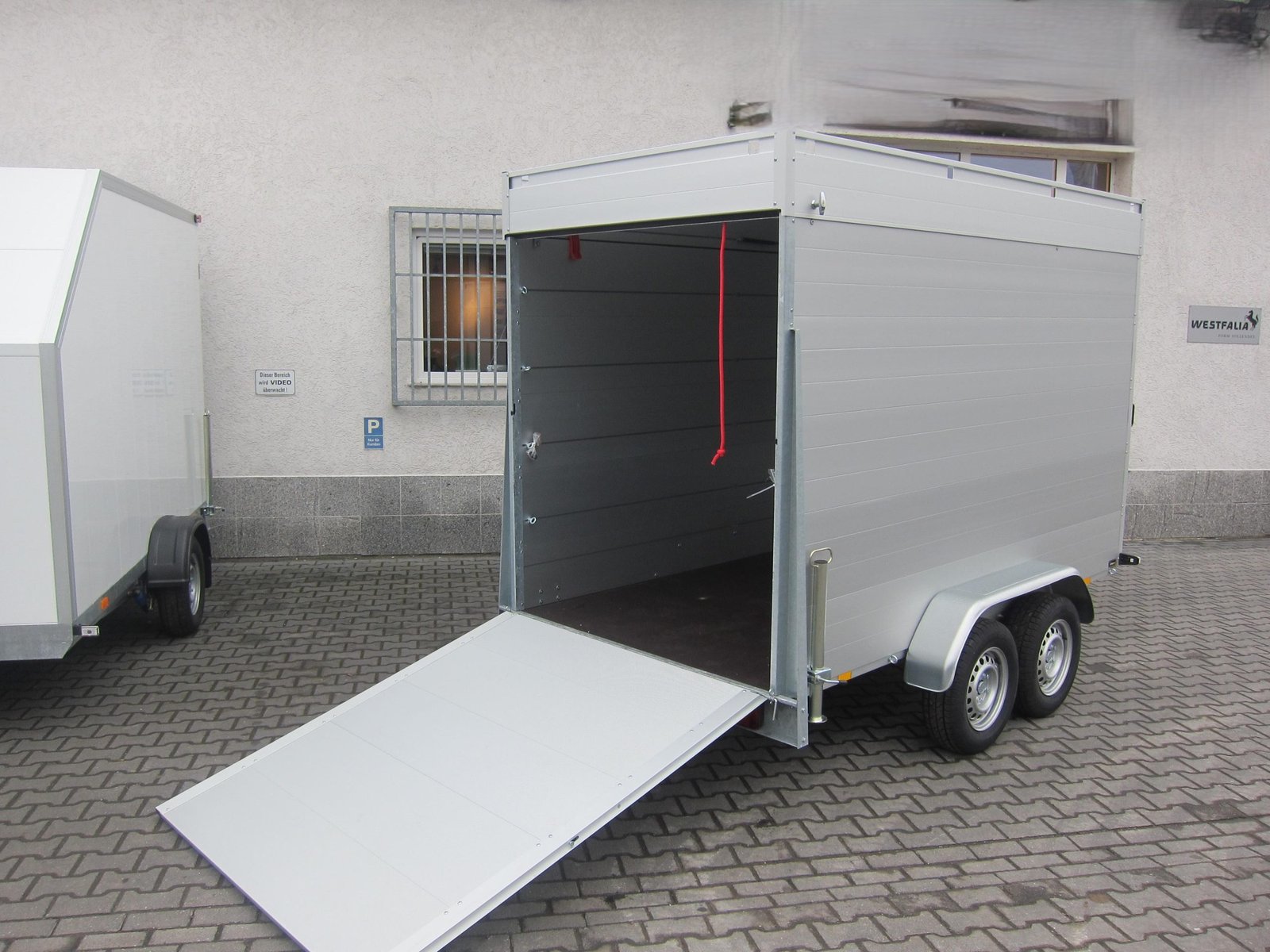 Anssems ALUBOXX GTT 2500 VT4 301×151×188 cm, 2500 kg - obrazek 2
