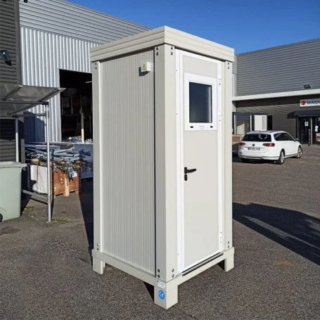 Nowy moduł sanitarny z WC i umywalką