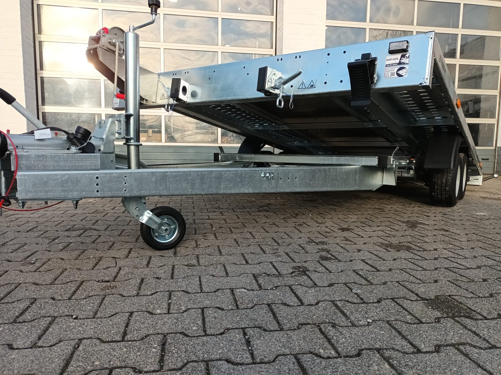 Martz GT Kipp 450×215 cm, uchylna, 3000 kg - obrazek 2