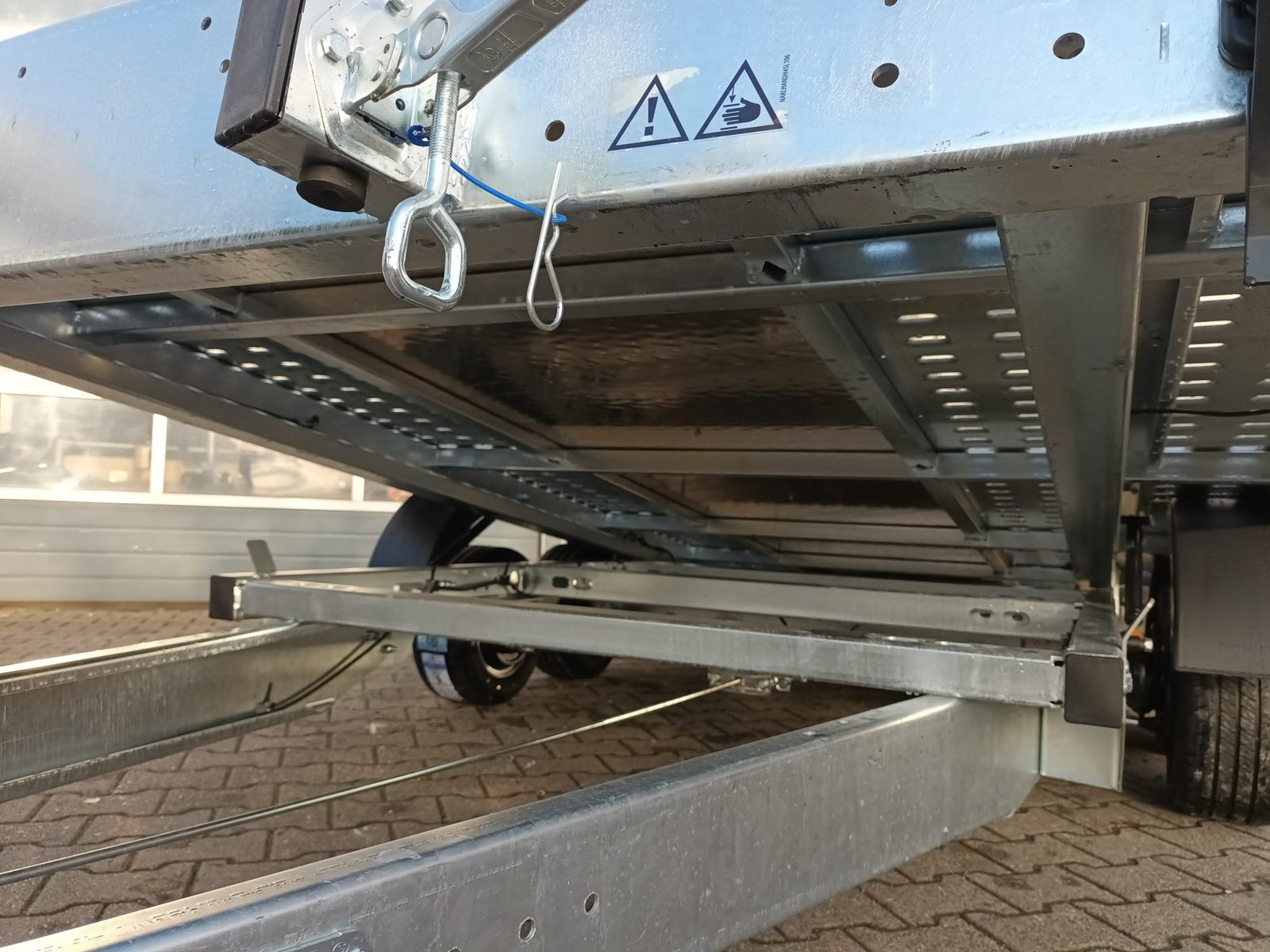 Martz GT Kipp 450×215 cm, uchylna, 3000 kg - obrazek 3