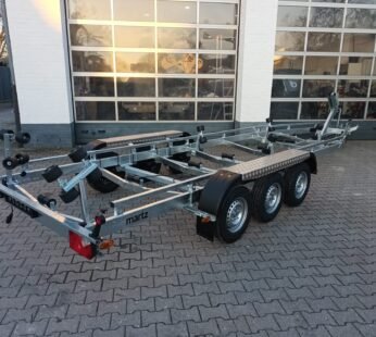Martz Yacht 3500/3 do łodzi 9 m, 3500 kg