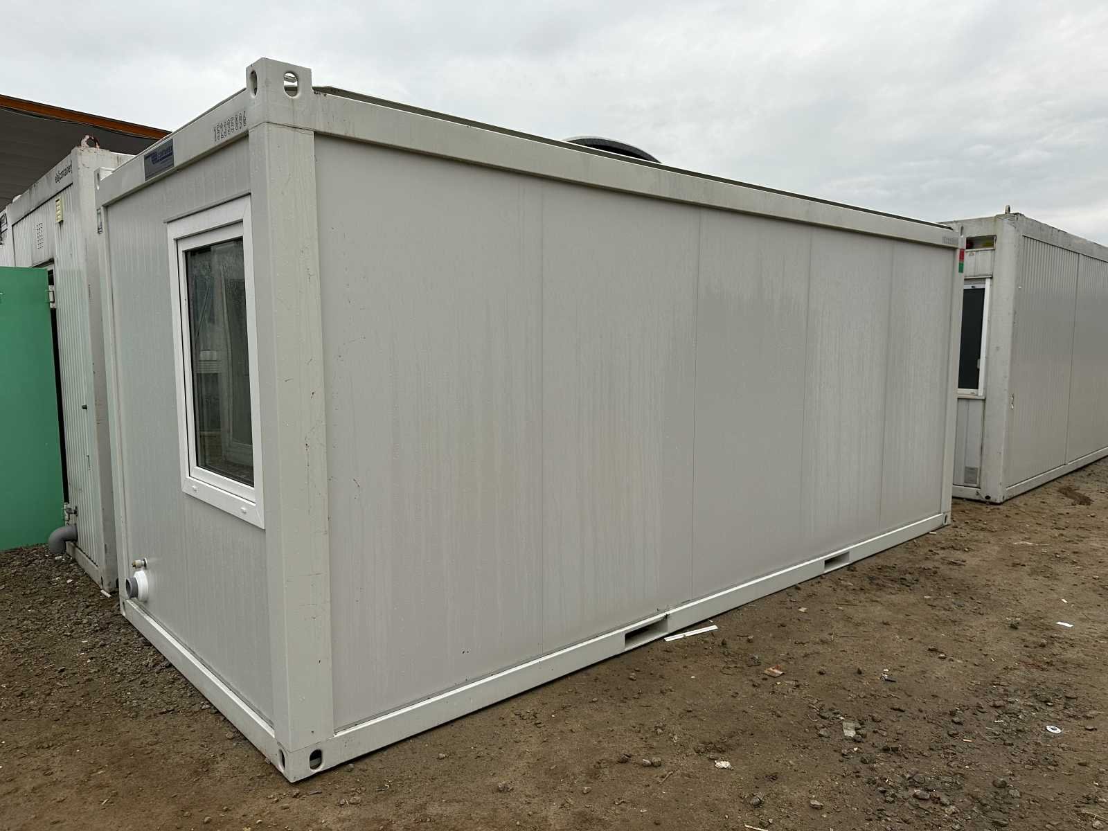 Nowy kontener biurowy Containex 2,5 × 6 m z WC i umywalką - obrazek 2
