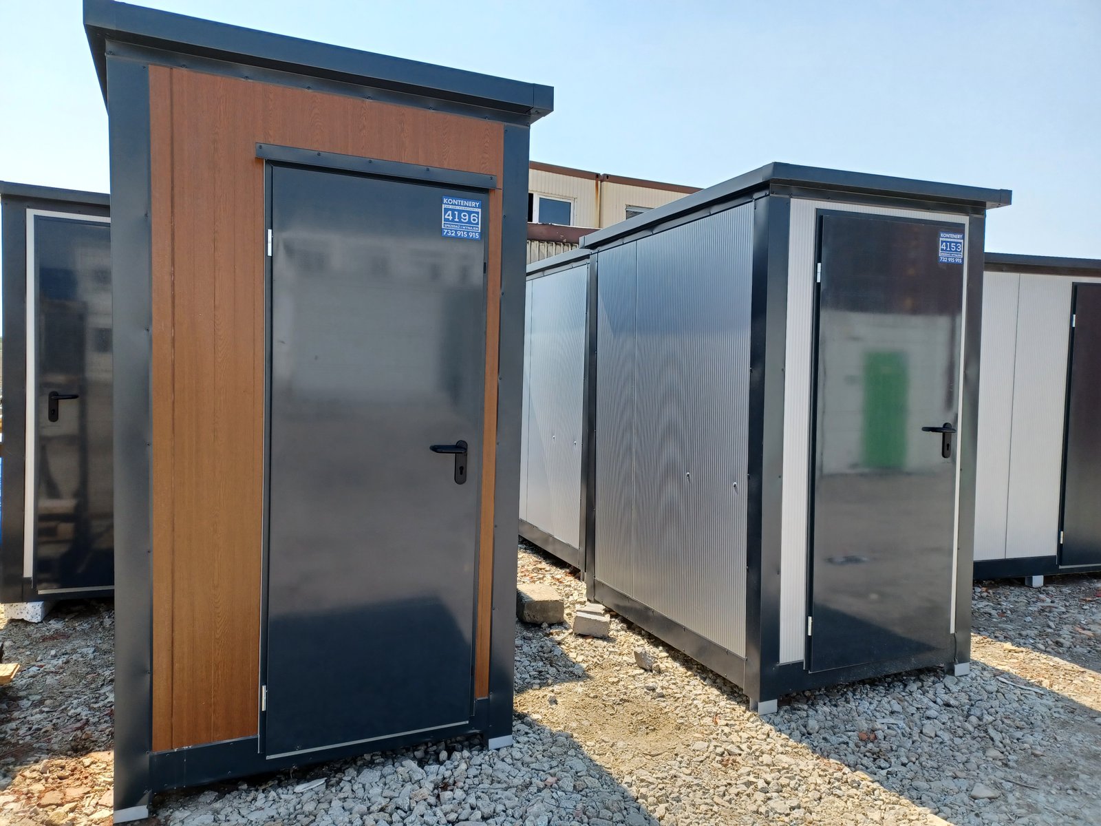 Kontener sanitarny WC z pisuarem 172 × 140 cm – biały - obrazek 2