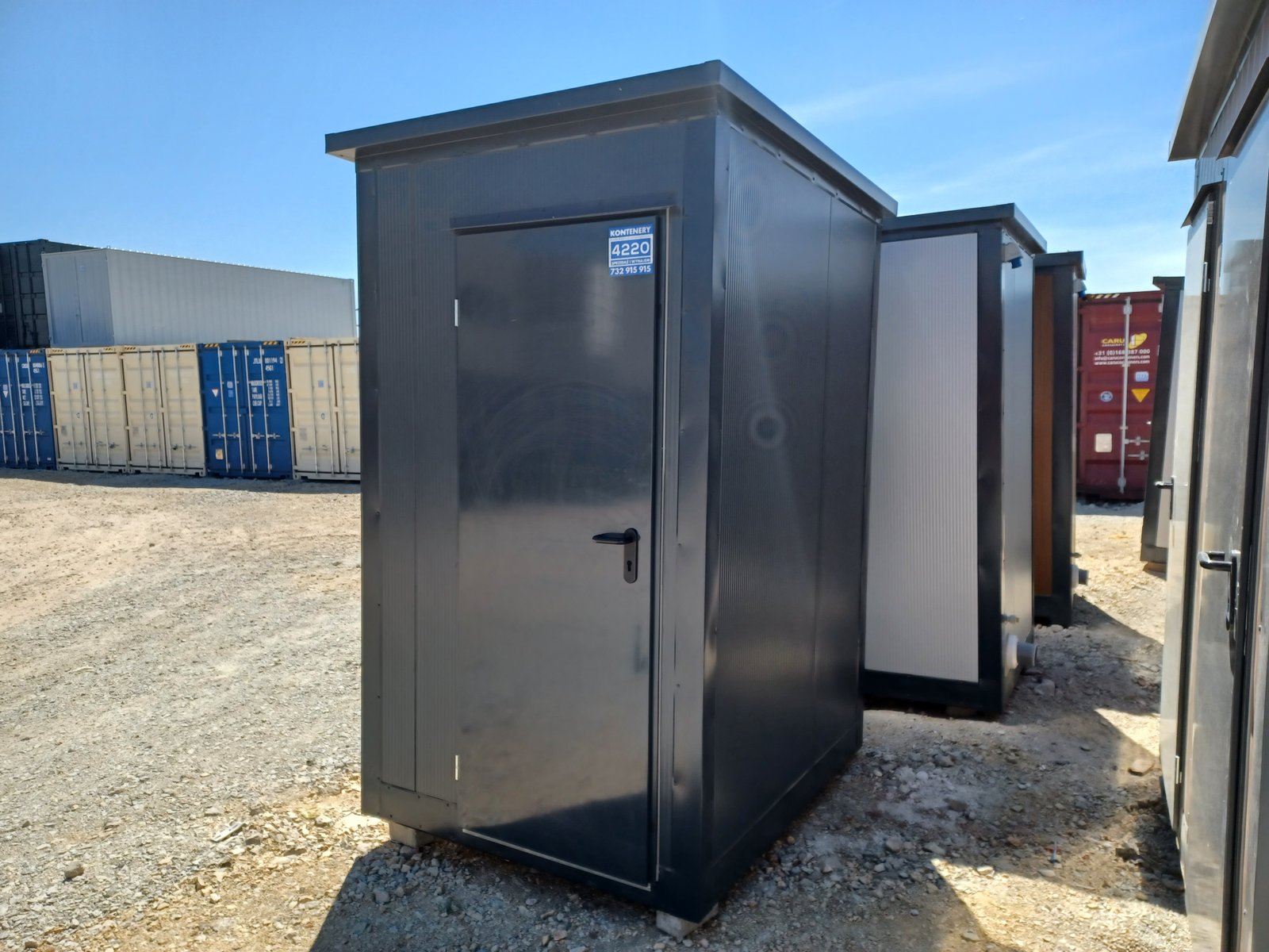Kontener sanitarny WC z pisuarem 172 × 140 cm - obrazek 3