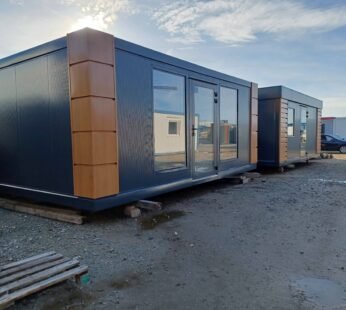 Pawilon handlowy antracyt z jasnobrązowymi kasetonami 3 × 6 m