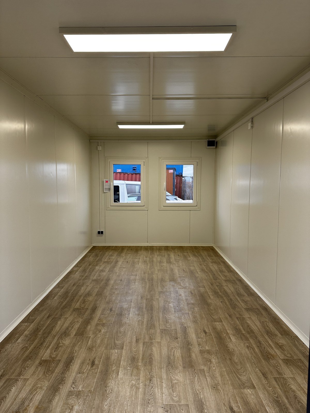 Nowy pawilon biurowy 6 × 3 m z WC - obrazek 3