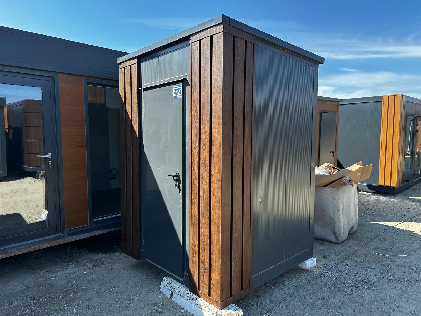 Kontener sanitarny WC z prysznicem 186 × 145 cm - obrazek 2