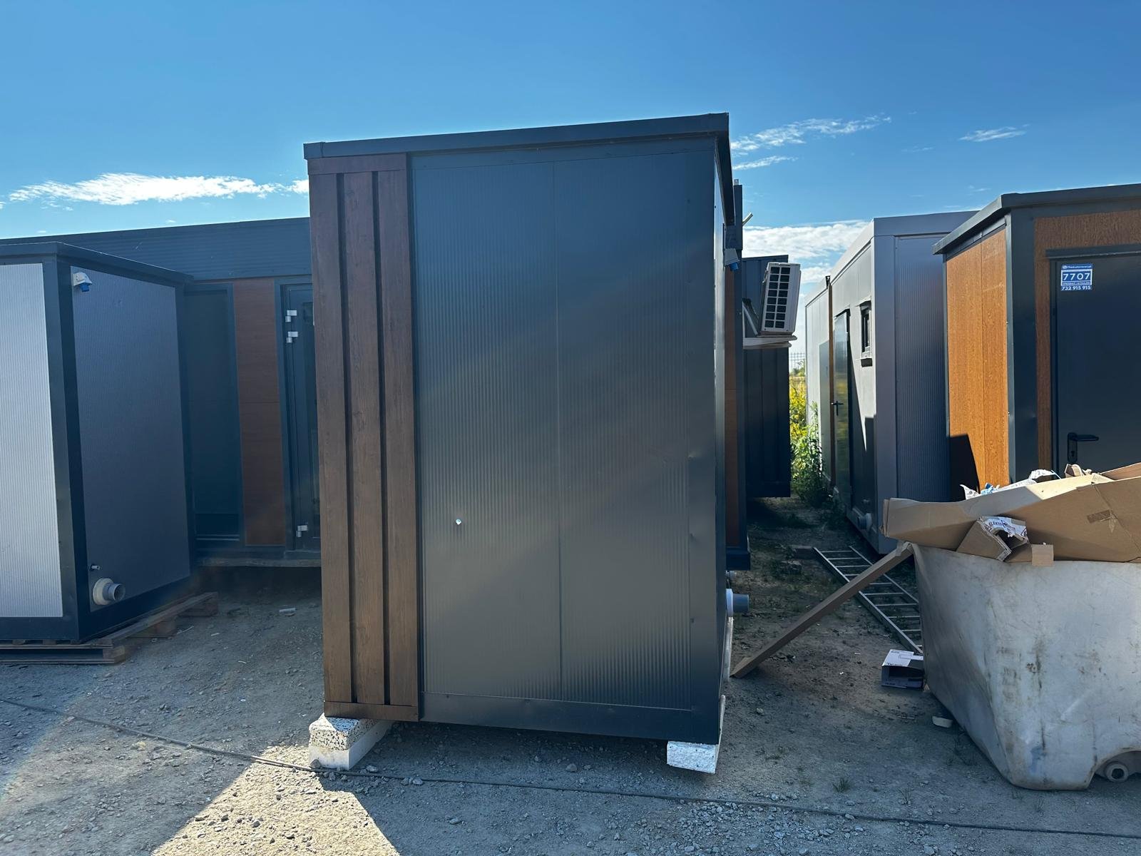 Kontener sanitarny WC z prysznicem 186 × 145 cm - obrazek 3