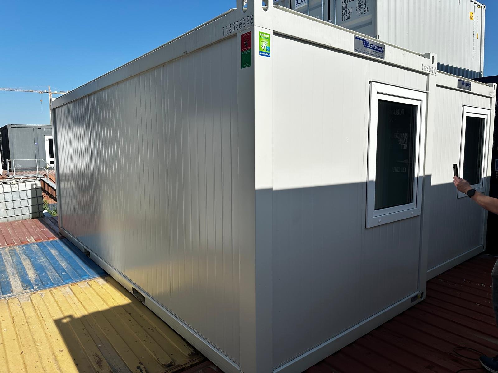 Nowy kontener biurowy Containex 2,5 × 6 m - obrazek 2