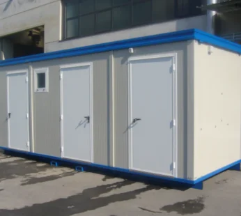 Kontener prysznicowy 6 × 2,4 m z pięcioma kabinami