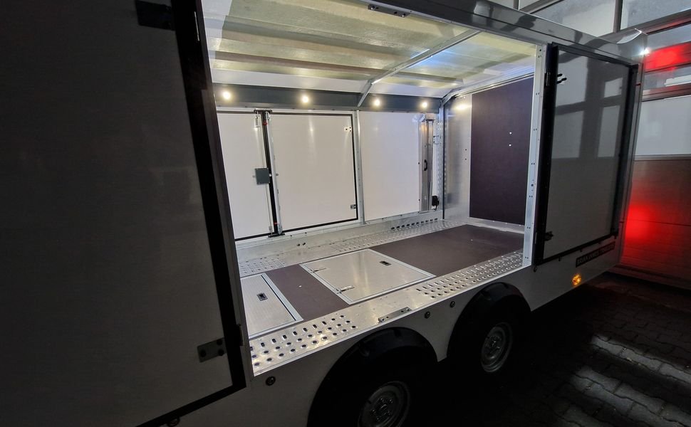 Brian James Trailers Race Transporter 5 biały - obrazek 5