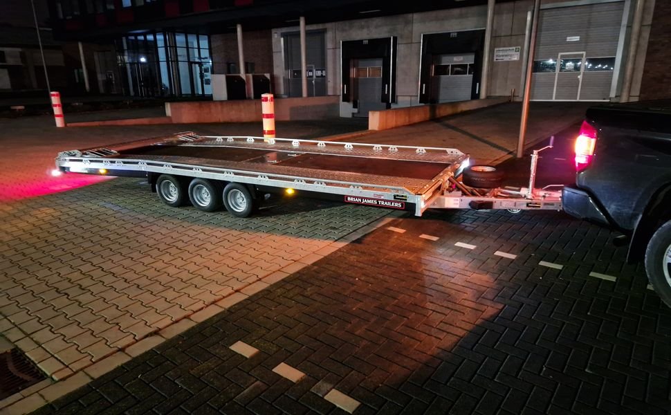 Brian James T Transporter 231 elektrycznie uchylna 550x224 cm 3500 kg - obrazek 2