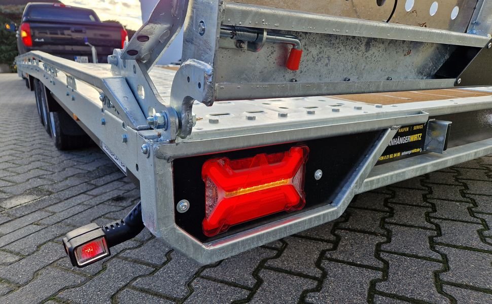 Brian James T Transporter 231 elektrycznie uchylna 550x224 cm 3500 kg - obrazek 4