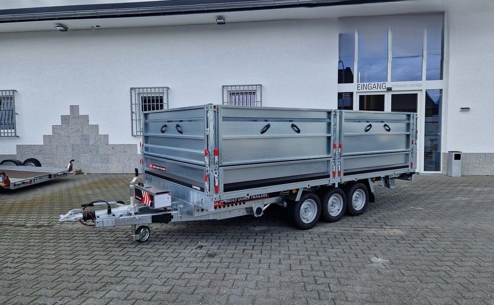 Brian James Tipper 526-4020 400×200×100 cm Blackline LED Tridem, 3500 kg