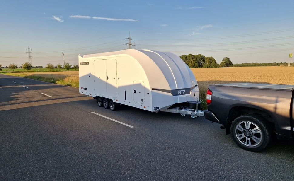 BJT Race Transporter 7 600×228×189 cm, biała, 3500 kg - obrazek 2