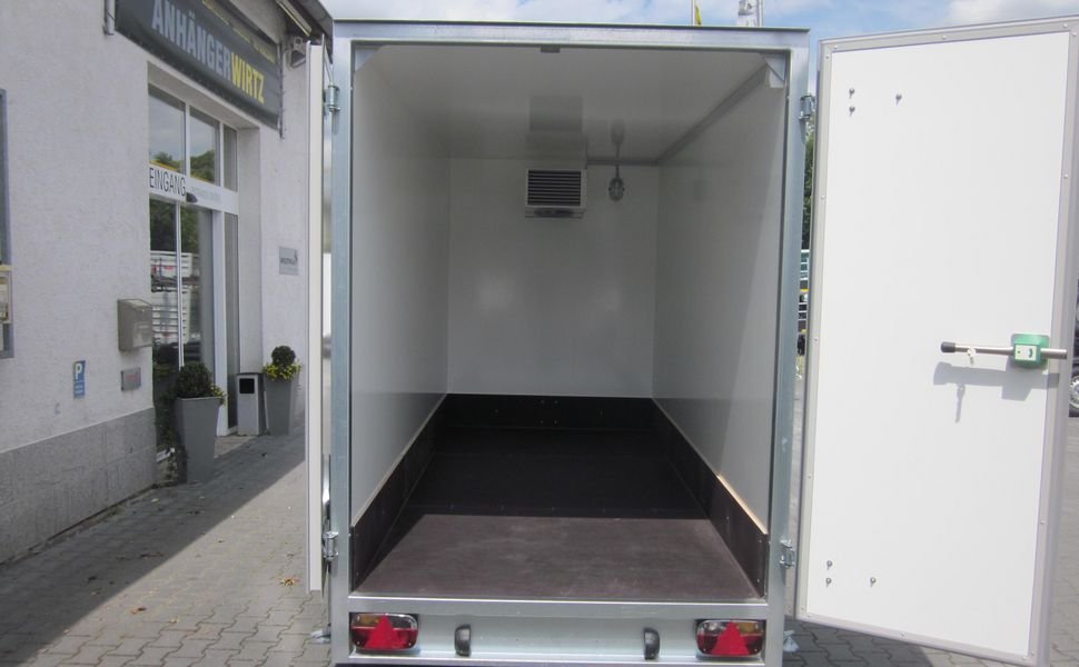 WM Meyer AZKF 2735/155 chłodnicza 343x154x200 cm 2700 kg - obrazek 4