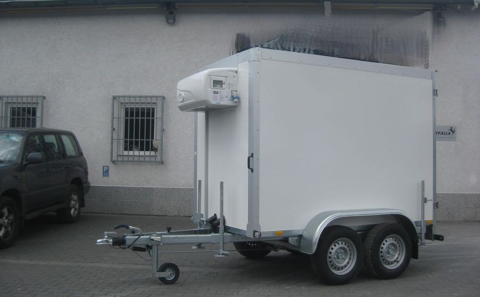WM Meyer AZKF 2025/145 chłodnicza 243x144x180 cm 2000 kg - obrazek 4