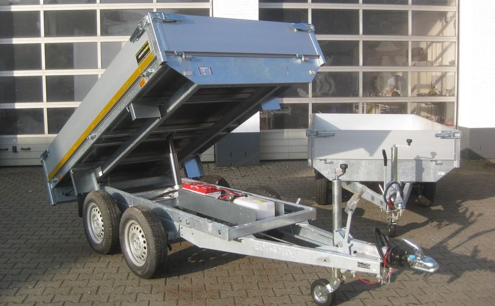Eduard Heckkipper 260×150×30 cm, wywrotka elektryczna z radiem, 2000 kg - obrazek 4