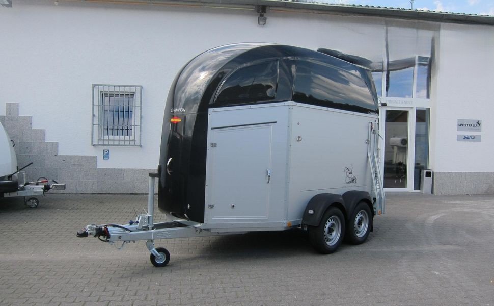 Böckmann Champion R 165 Western Blackline, 2 konie, 2400 kg