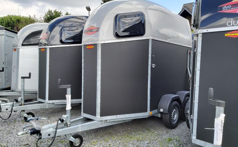 Böckmann Uno Esprit Silver 2023, 1 koń, 1600 kg