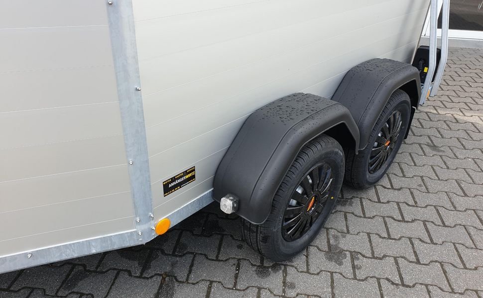Böckmann Champion Esprit C Silver, 2 konie, 2400 kg - obrazek 2