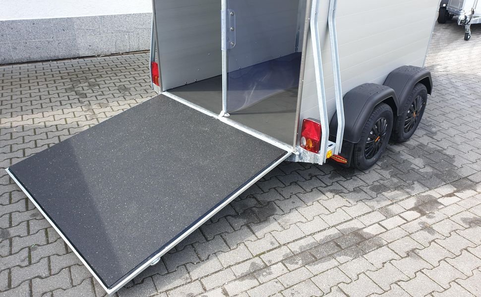 Böckmann Champion Esprit C Silver, 2 konie, 2400 kg - obrazek 5
