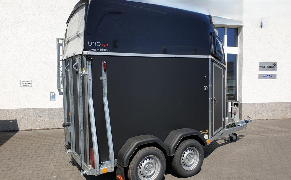 Böckmann Uno Esprit Black 2026, 1 koń, 1600 kg - obrazek 3