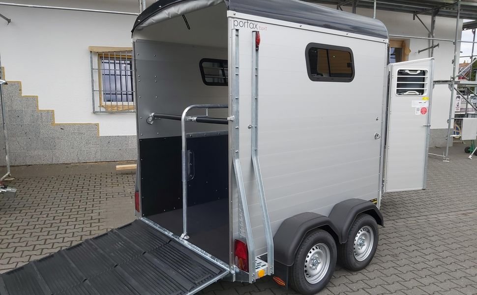 Böckmann Portax Esprit Silver Black, 2 konie, 2400 kg
