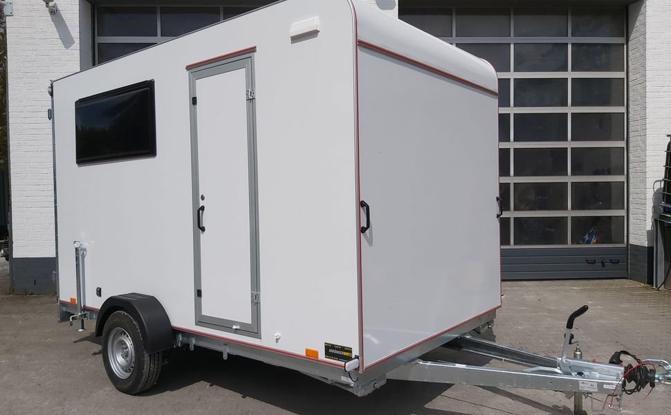 TFS Sport Camp 360.00 z łóżkami 360×200×210 cm, 1300 kg