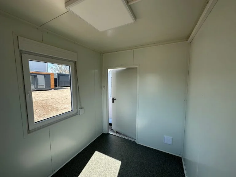 Kontener biurowy 3 × 2,44 m – 7,3 m² - obrazek 2